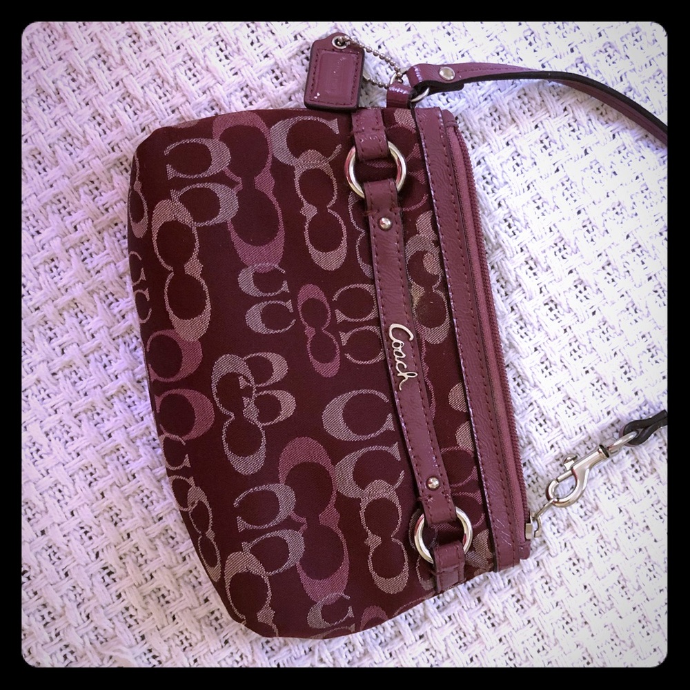 NWOT Authentic Coach Wristlet